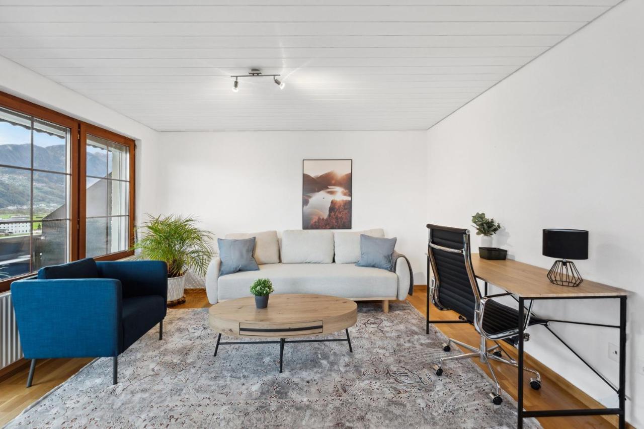 Sonniges Apartment Mit Traumhaftem Bergblick Buchs  Luaran gambar