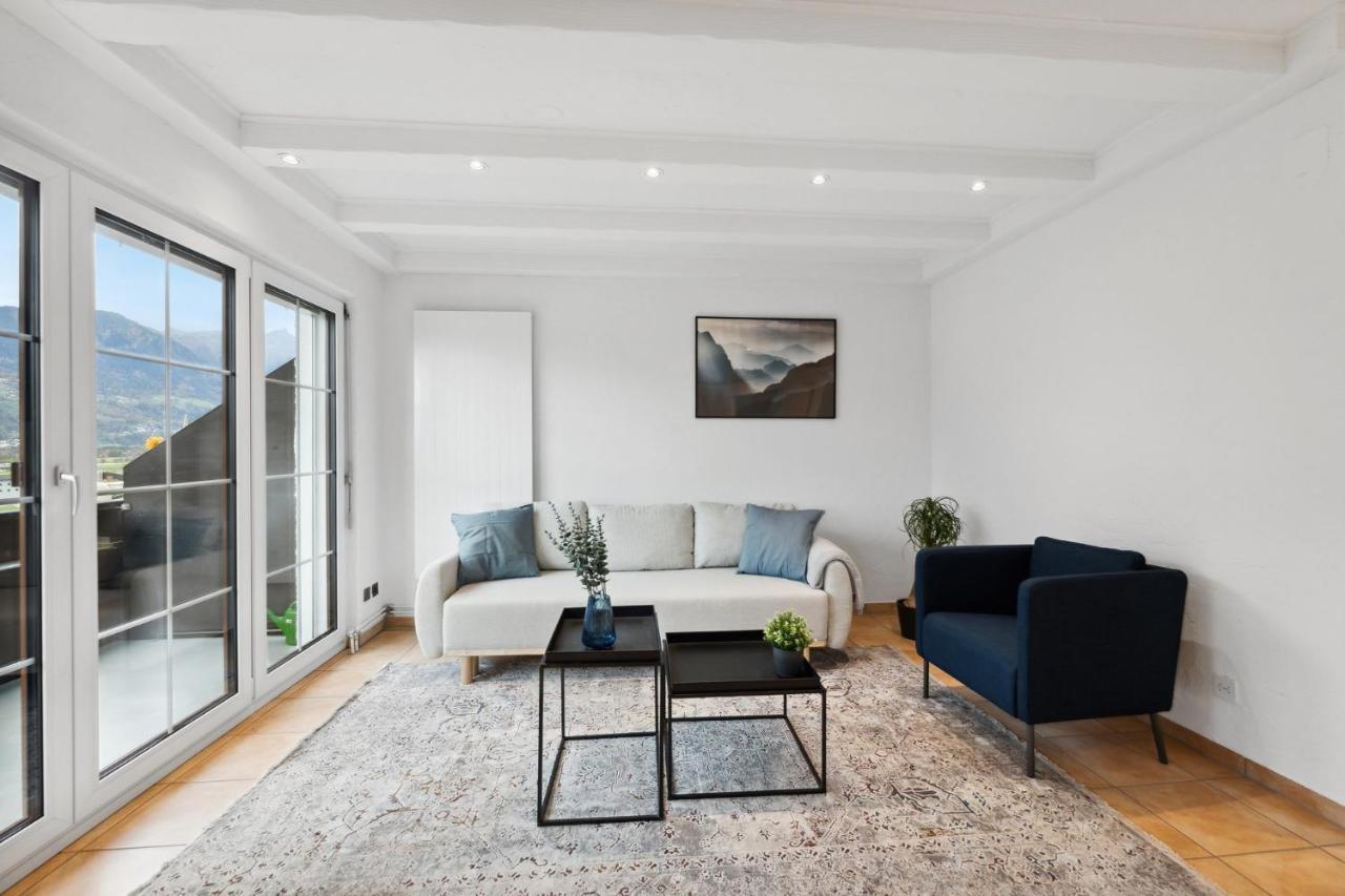 Sonniges Apartment Mit Traumhaftem Bergblick Buchs  Luaran gambar